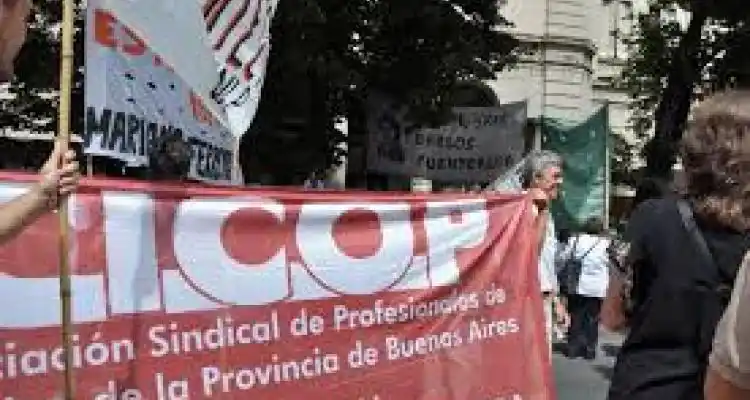 Aumento a médicos repercutirá en las arcas municipales