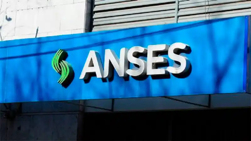 Quiénes cobran este miércoles beneficios de ANSES