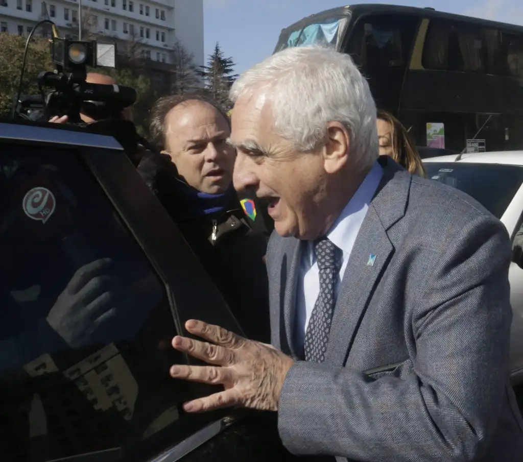 Condenaron a cuatro años a un expresidente de la UIA y al ex jefe comunal de Río Turbio
