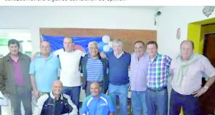 ¿A quién le reclamó Cecilio Salazar en su Facebook?