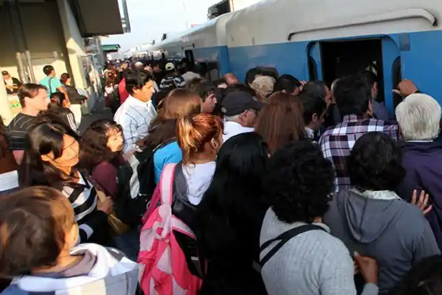 Conflicto del tren Sarmiento: El Gobierno dictó la conciliación obligatoria