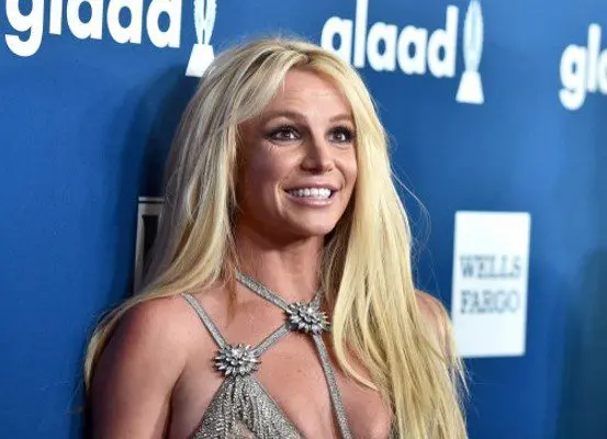 Britney Spears vuelve a posar sin ropa