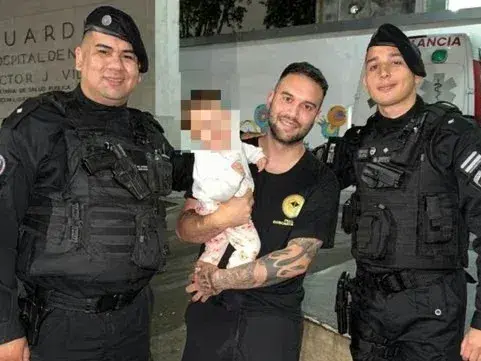 Los policías de Rosario que brindaron asistencia a la bebé en zona sur