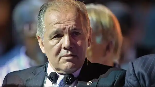 Sabella le confirmó a Grondona su renuncia como DT de la selección