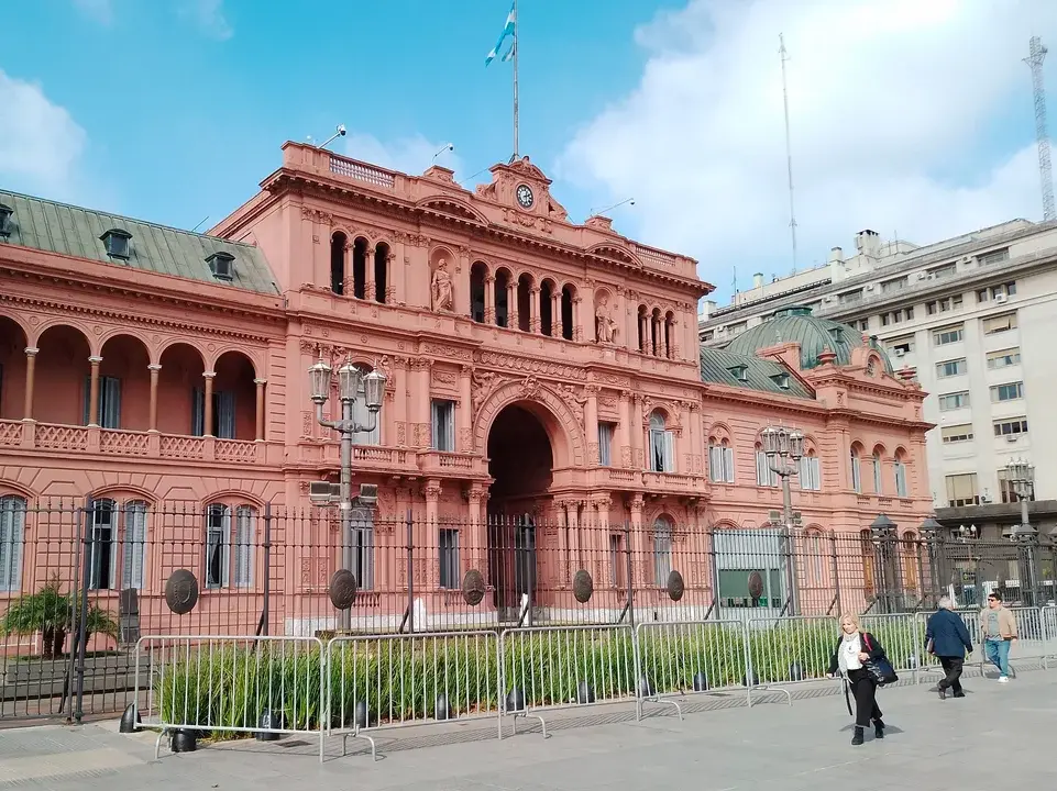 Nueva cumbre legislativa entre el PRO y LLA en Casa Rosada
