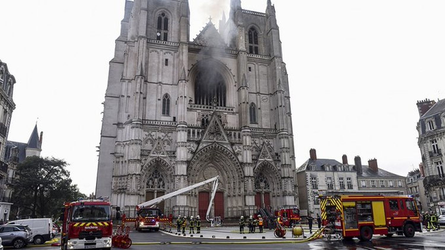 Un voluntario de la diócesis de Nantes confesó su responsabilidad en el incendio