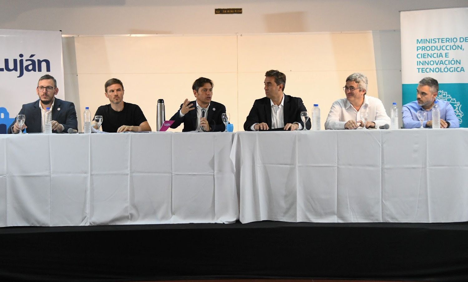 El ministro Rodríguez anunció un nuevo programa para promover el desarrollo de clusters bonaerenses