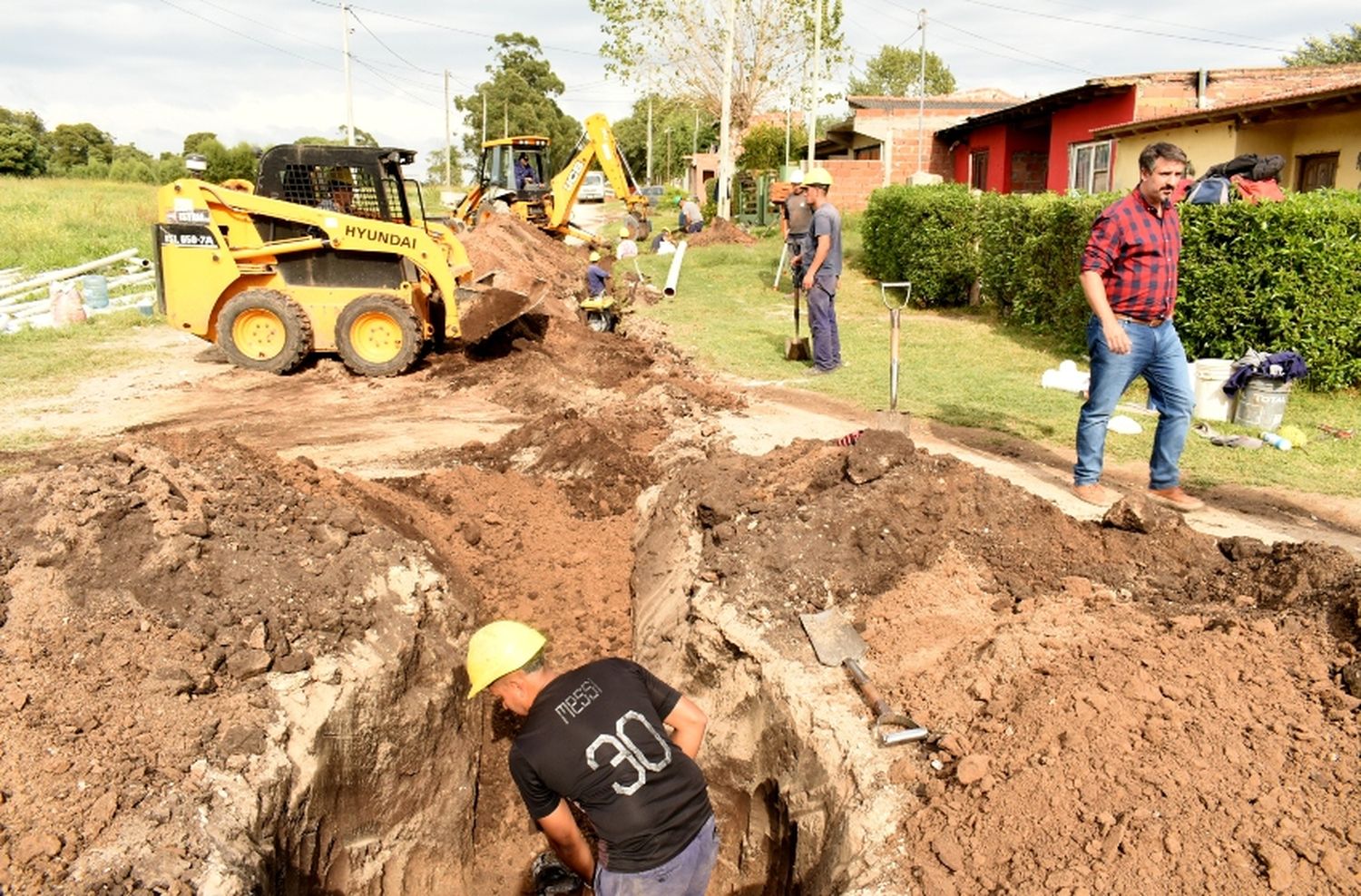 Trabajos de urbanización en el barrio Margarita de Miramar