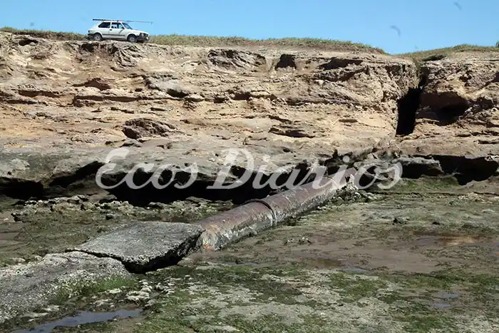 Quejas por contaminación en la costa de Quequén