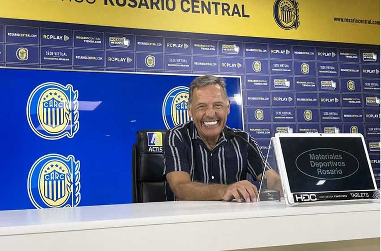 Miguel Ángel Russo, sobre el mercado de pases: «Nos encontramos con jugadores que no quieren vivir en Rosario»