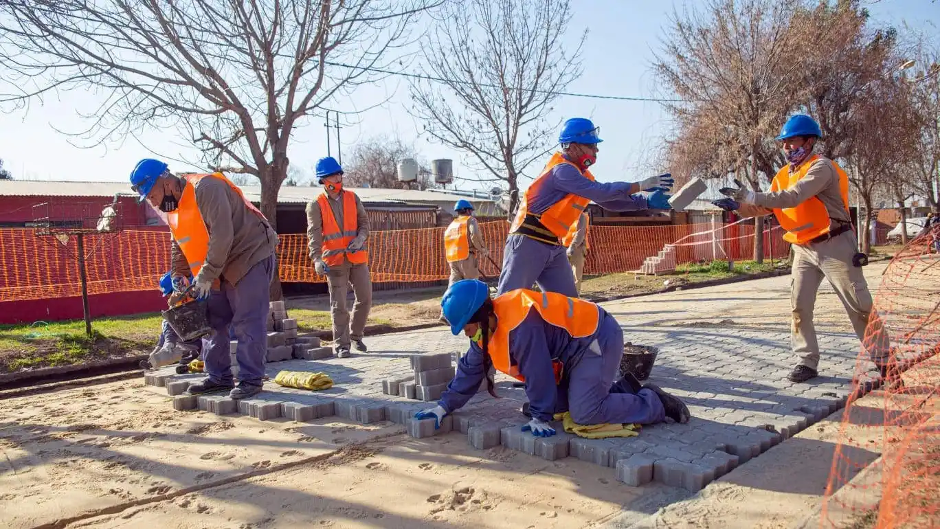 Cemento articulado. Utiliza unidades individuales −como adoquines de concreto− que se interconectan
