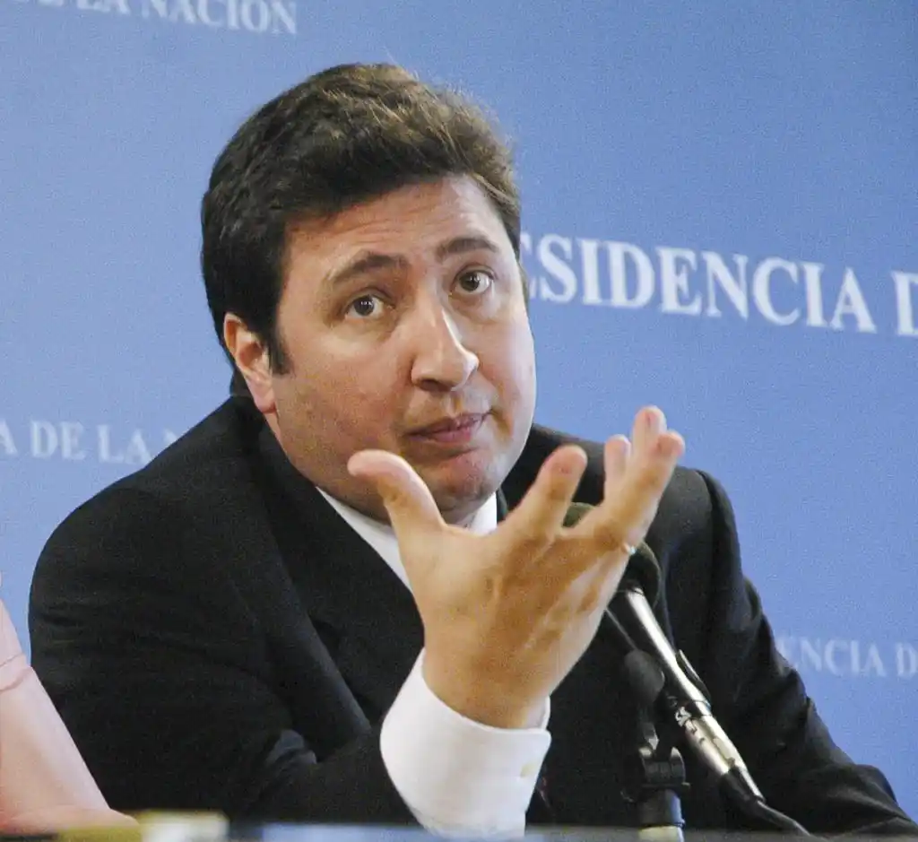 Fernández confirmó el primer ministro de su Gabinete: Arroyo