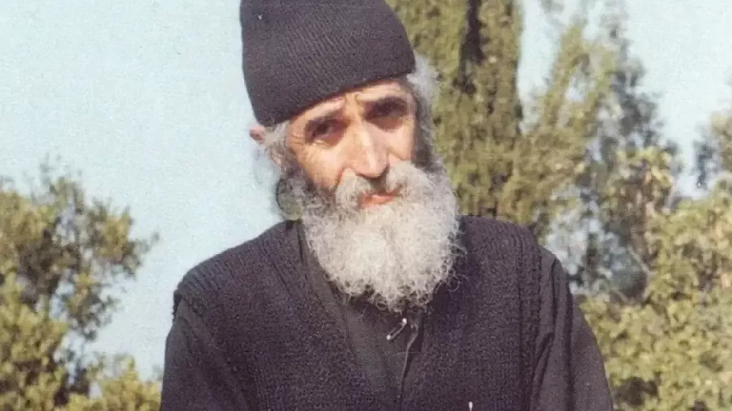 Elder Paisios nació en Turquía y huyó a Grecia con su familia, donde se hizo monje