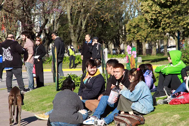 Hoy comienza la primavera y estiman que será “más seca”