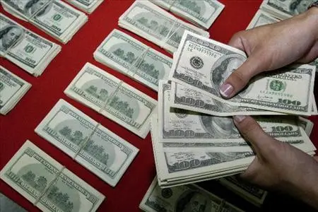 Cotización del dólar: Bajaron el blue y el oficial