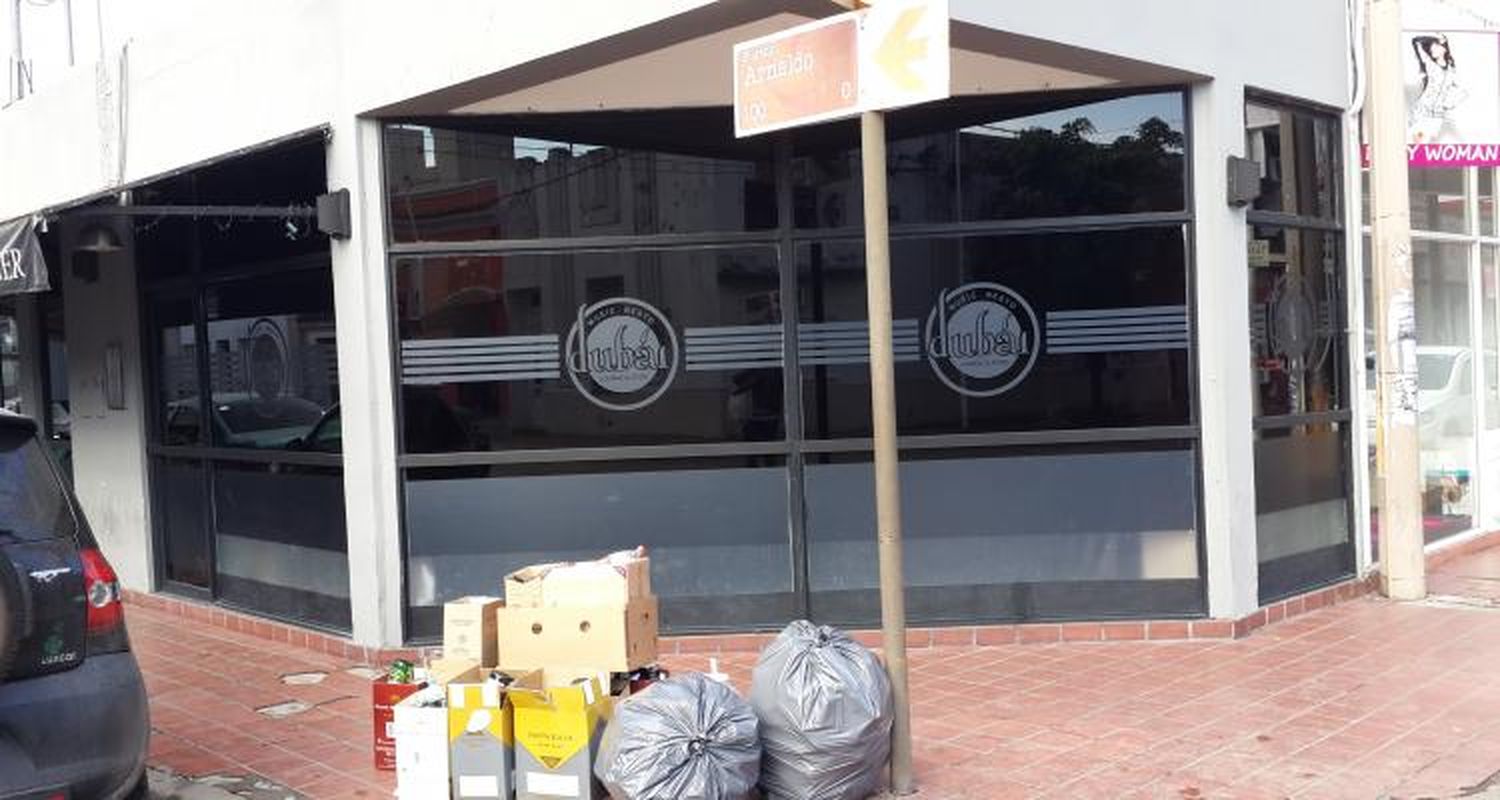 Qué cuesta un tacho de basura.
