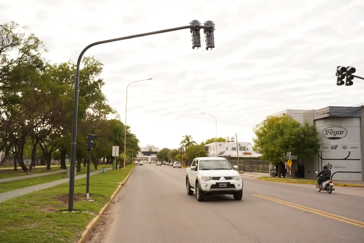 Semáforo peatonal Cervantes