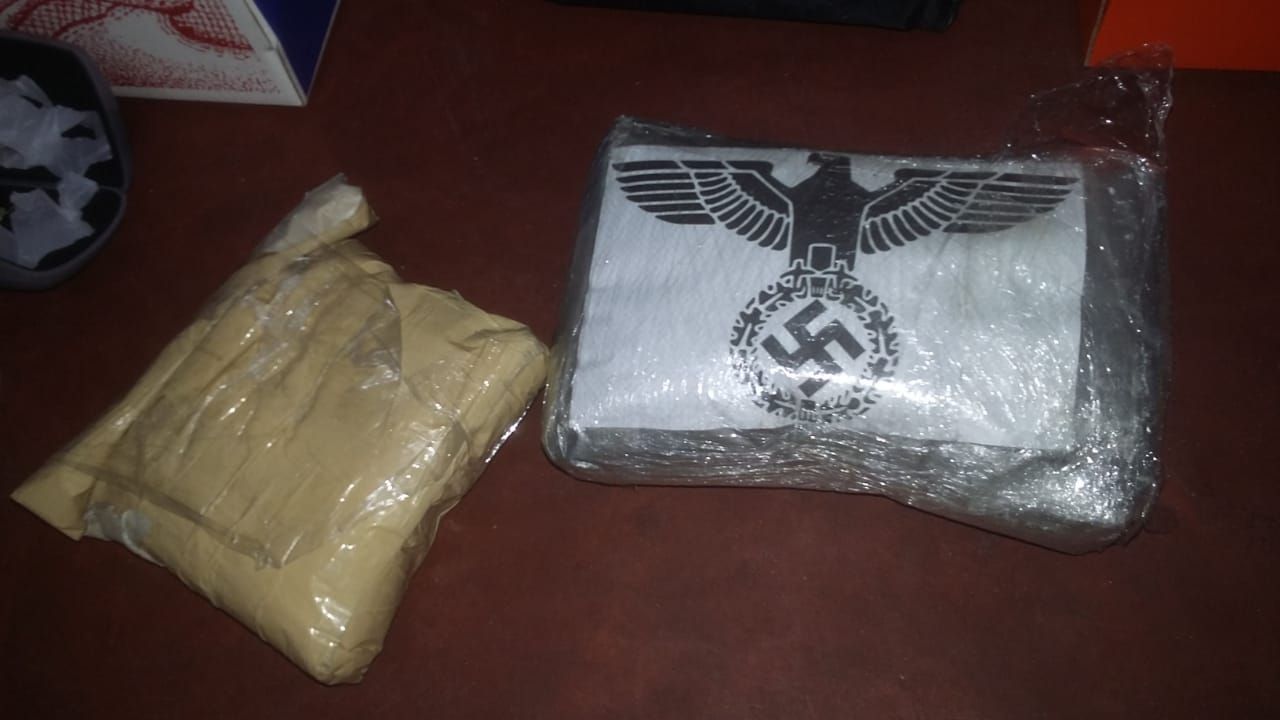 En Avellaneda cayeron los "narco-nazis": Marcaban la cocaína con la cruz esvástica