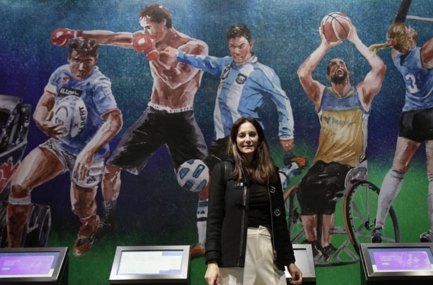 Luciana Aymar visitó el Museo del Deporte Santafesino
