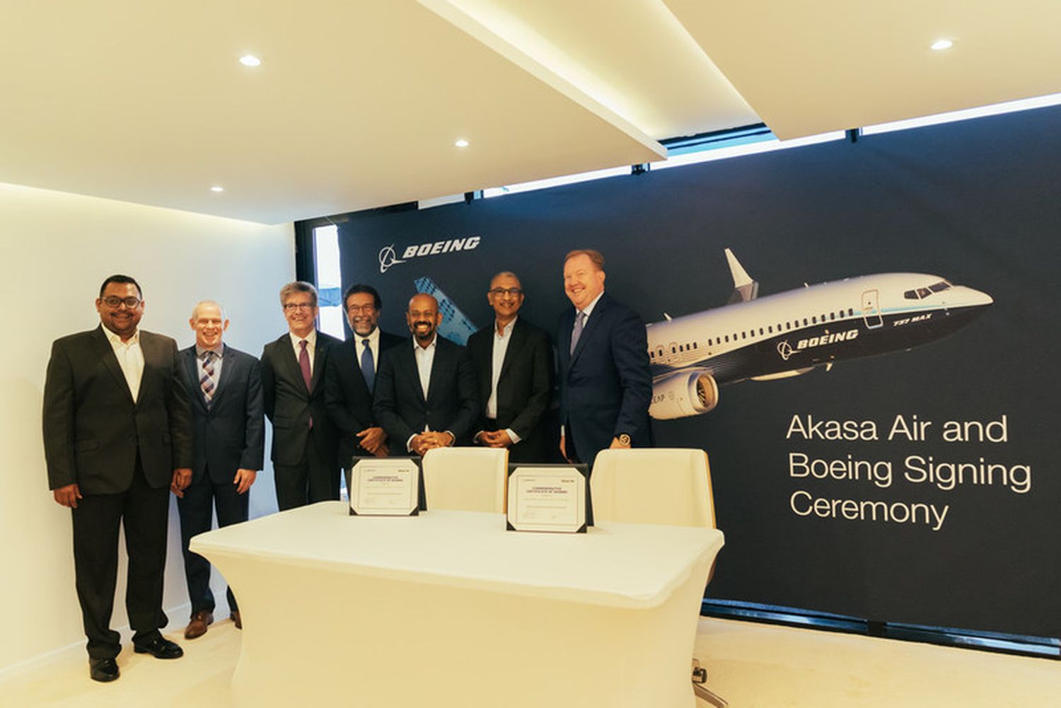 Akasa Air encarga 72 aviones Boeing 737 MAX, incluida la variante de alta capacidad -8200