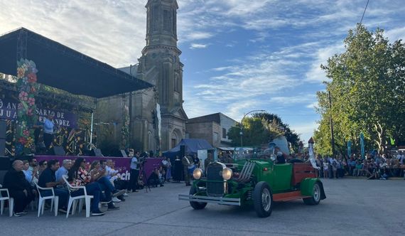 Juan N. Fernández cumplió 115 años y participó la VI Brigada Aérea de Tandil