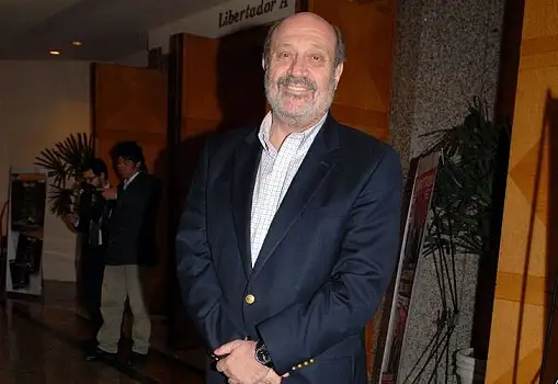 Roban y golpean a Alfredo Leuco 