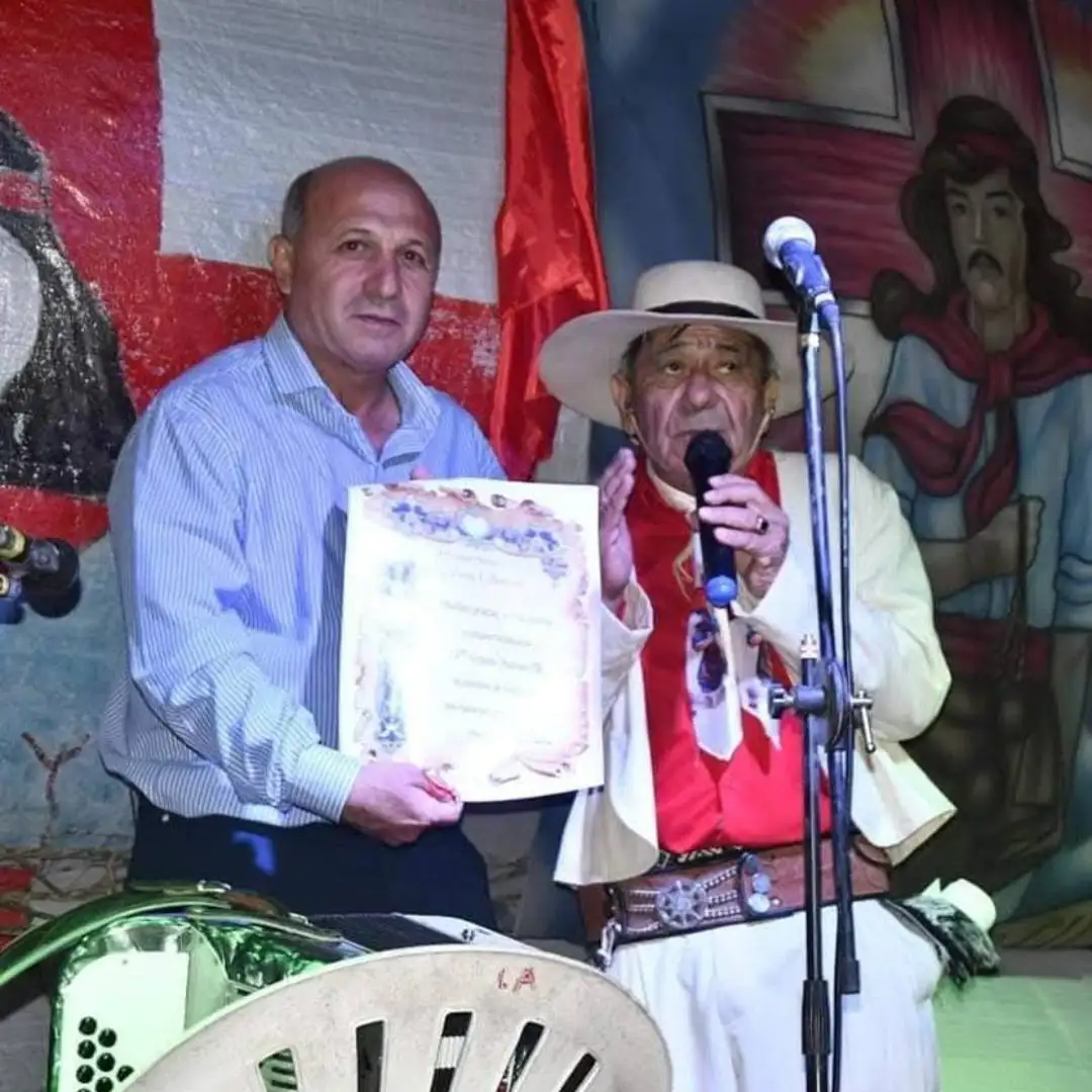 El intendente de Galarza, Fabián Menescardi junto a Abelardo Moreira.