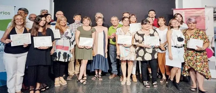 Se entregaron los premios y  menciones del V Concurso  Literario Provincial �SJuan L. Ortiz⬝