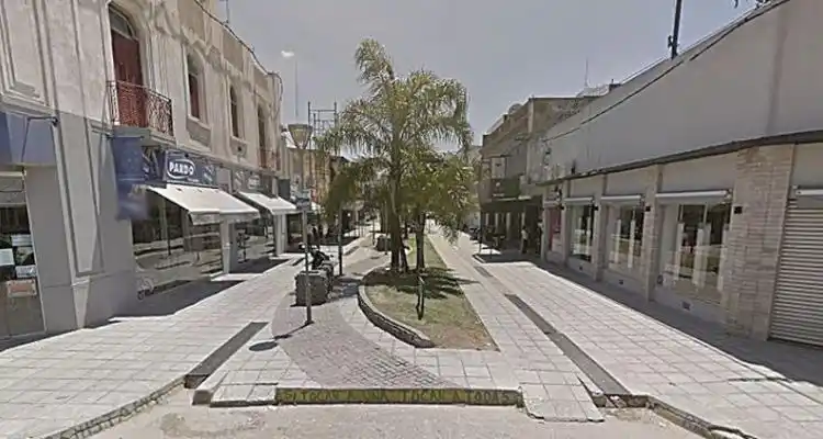 Poder de policía para evitar las motos en la peatonal