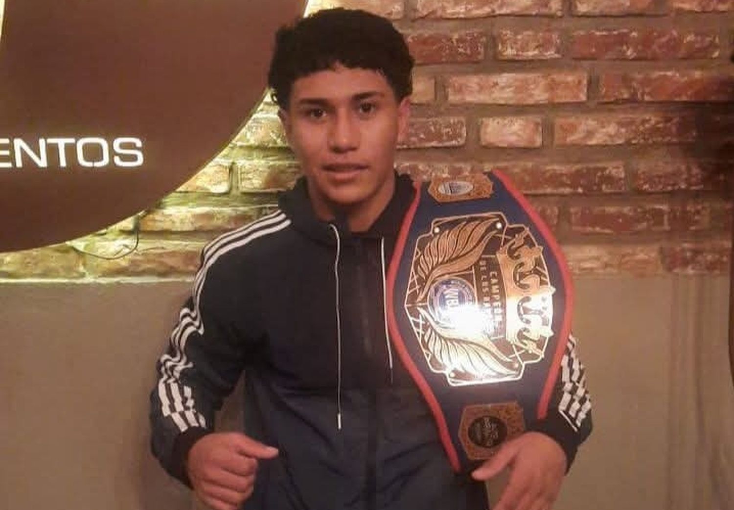 Nicolás Peralta obtuvo el cinturón de campeón de los barrios WBA