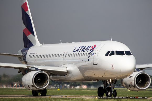 Tráfico de pasajeros de LATAM Airlines se derrumbó 96,6% en abril