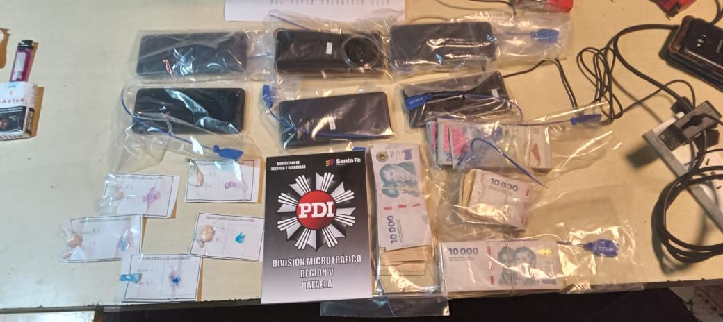 Allanamiento en barrio Fátima: secuestraron cocaína, dinero y unos cuantos celulares