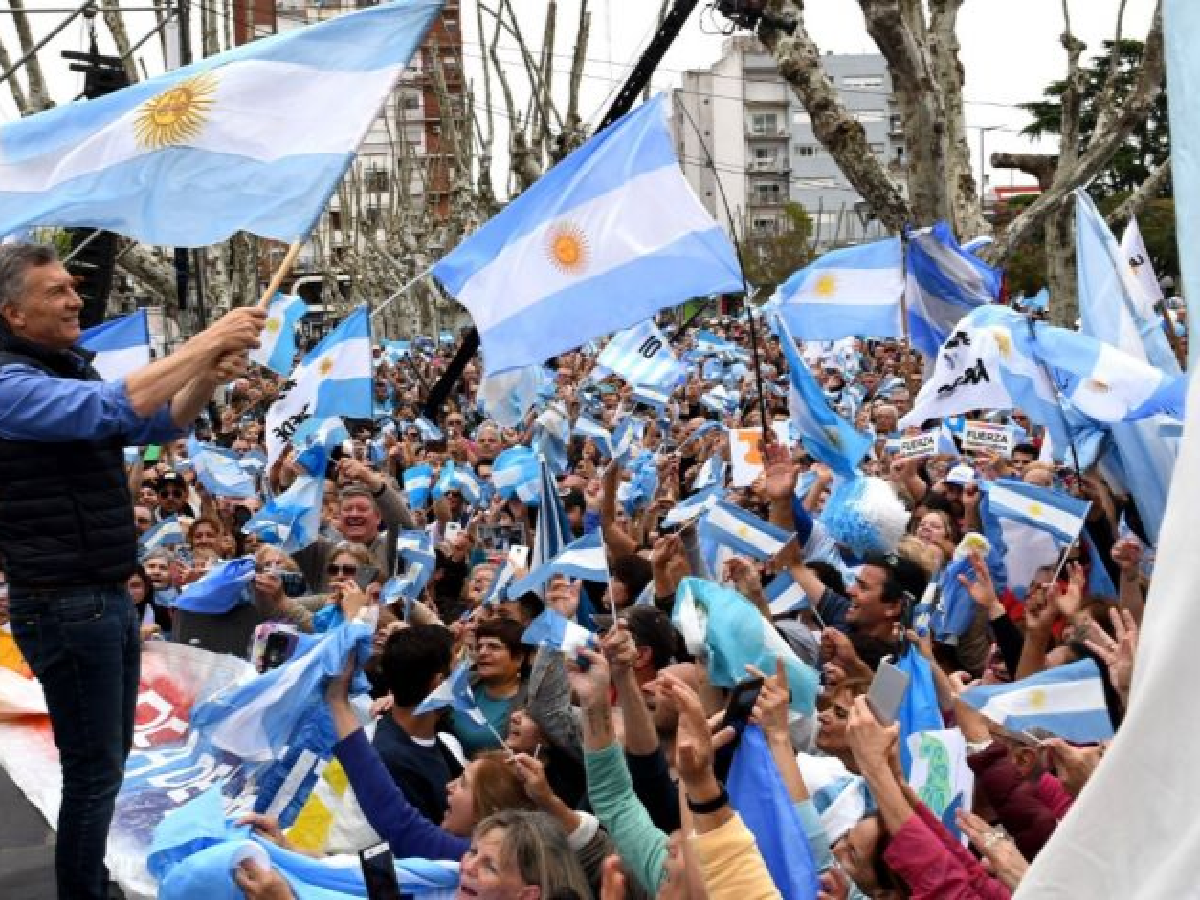 Mauricio Macri vuelve a Córdoba con las caravanas del "Sí, se puede"