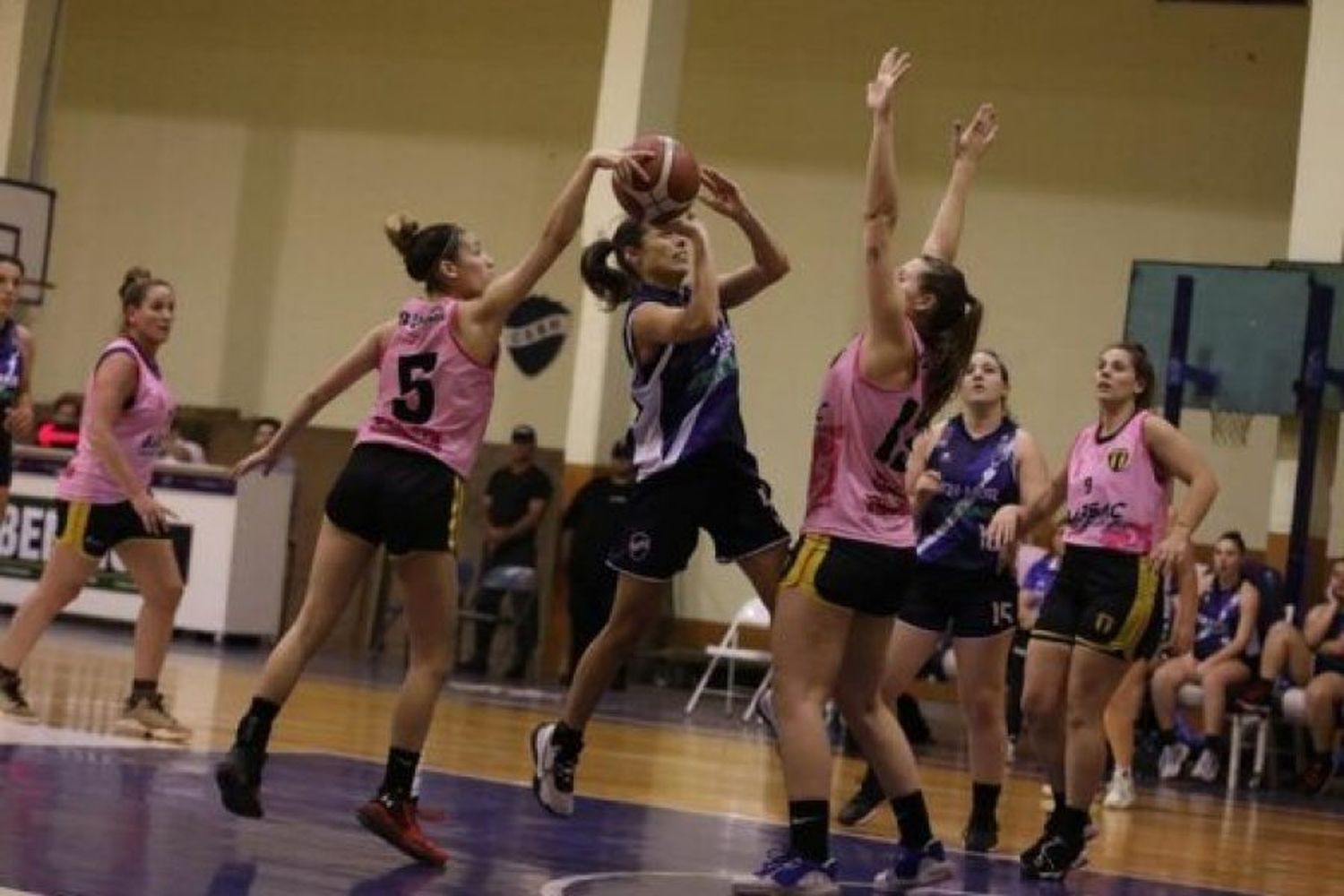 Las Lobas vencieron a Libertad en el incio de los Play Offs