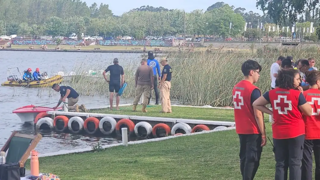 El Concejo prohibió la natación en aguas del Dique aunque los atletas quedaron exceptuados
