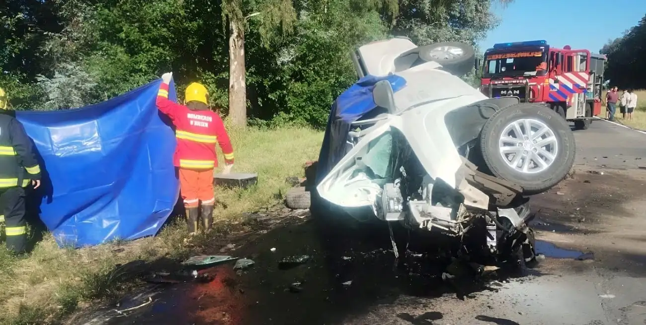 El impacto obligó a cortar la traza provincial mientras trabajaban los peritos.