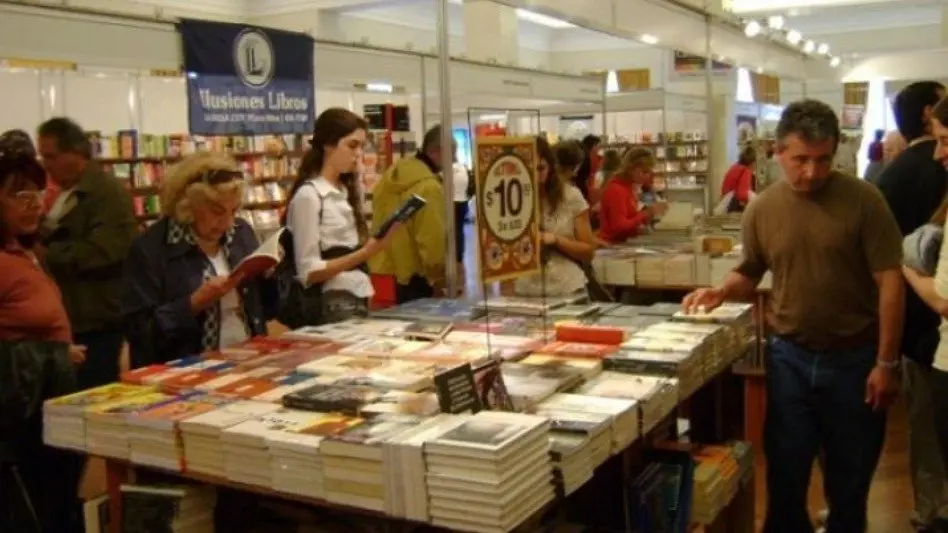 Vuelve la Feria del Libro en paralelo al Festival Internacional de Cine 
