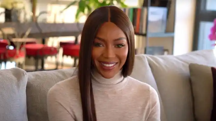 Naomi Campbell se adelanta a su ex