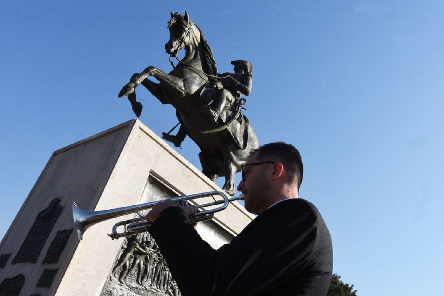 Acto oficial por el Paso a la Inmortalidad del General Don José de San Martín