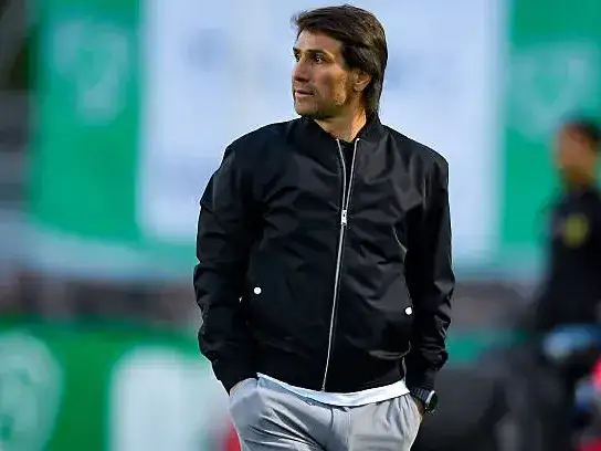 Ponzio define el reemplazo del suspendido Martínez Quarta