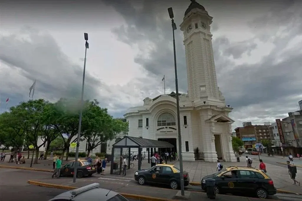Hoy, la Terminal “Mariano Moreno” luce deslucida e insegura.