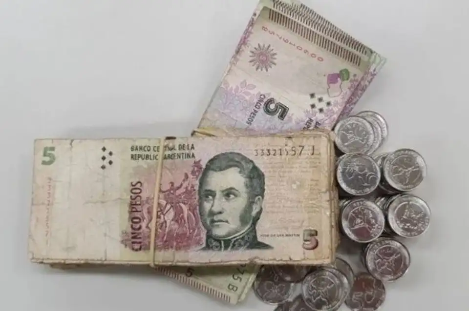 Reconocen faltante de monedas de 5 pesos en comercios de Tandil