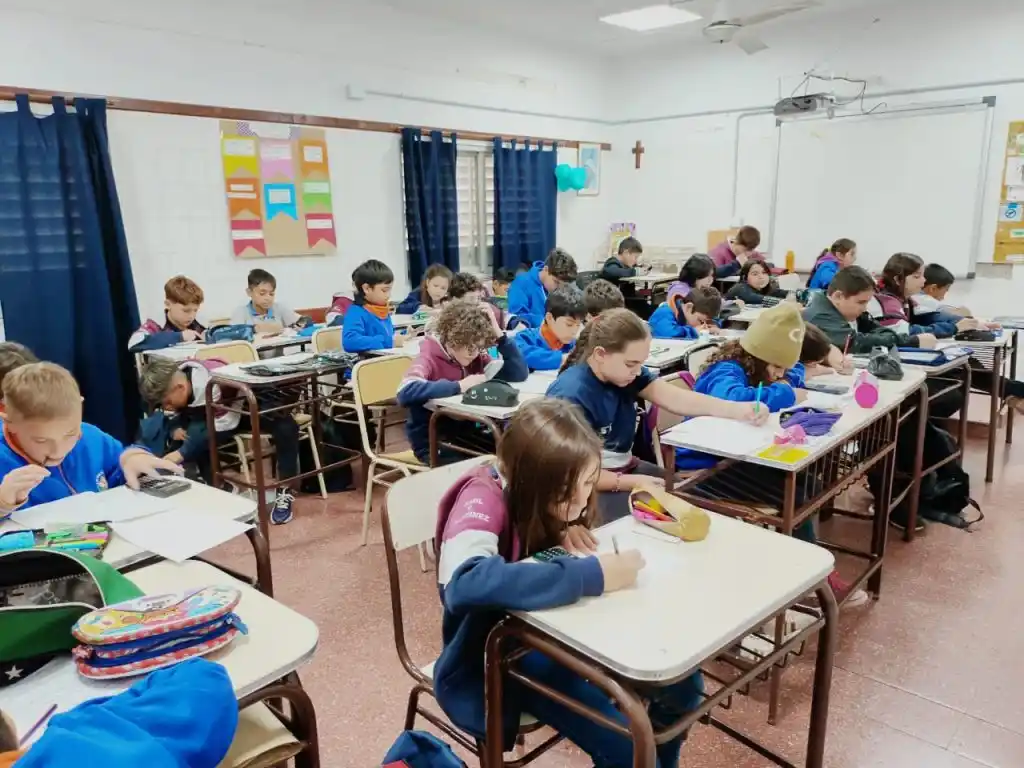 La deserción bajó al 0,6% en las escuelas de la provincia.