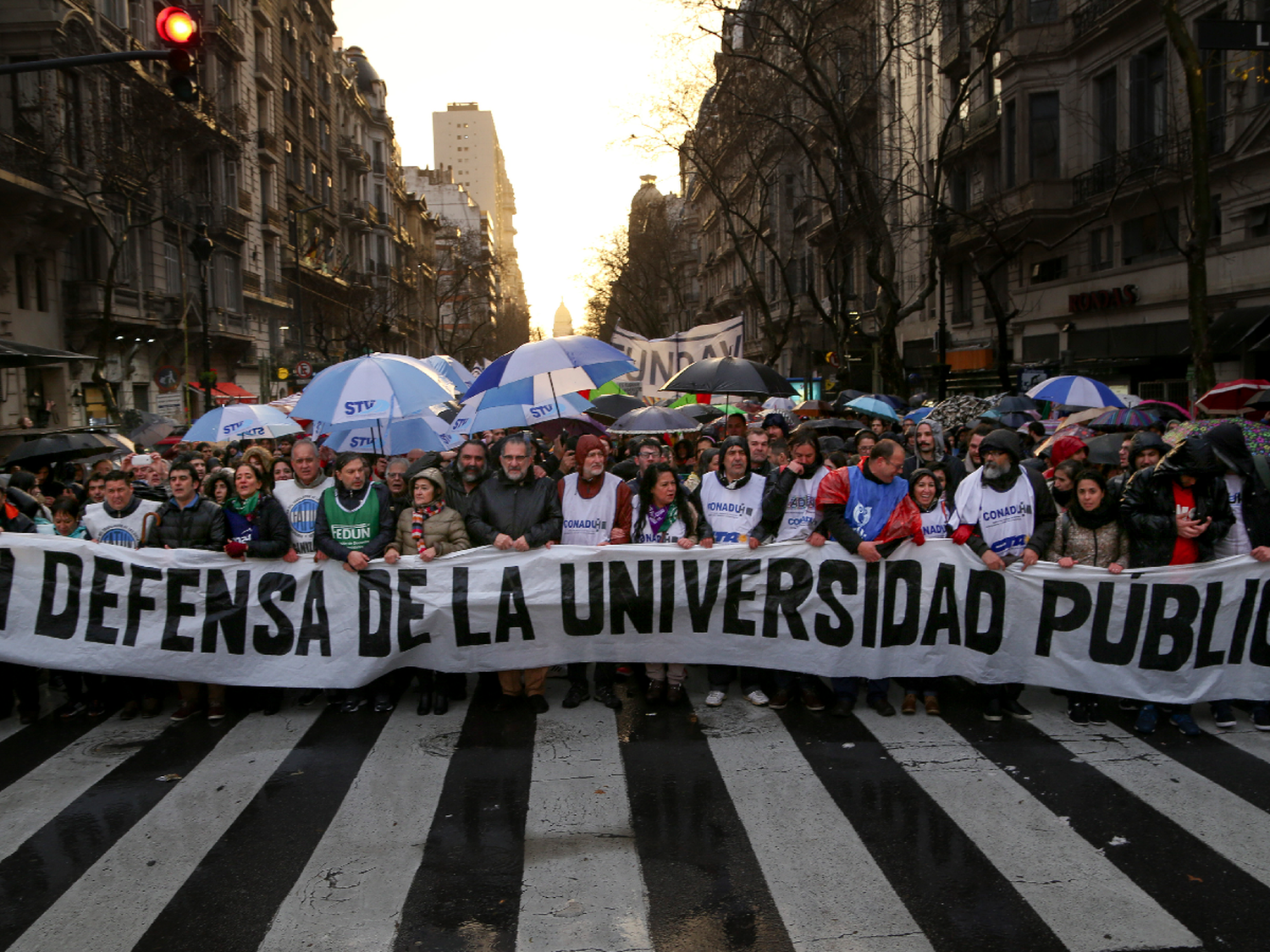Una multitud en Plaza de Mayo