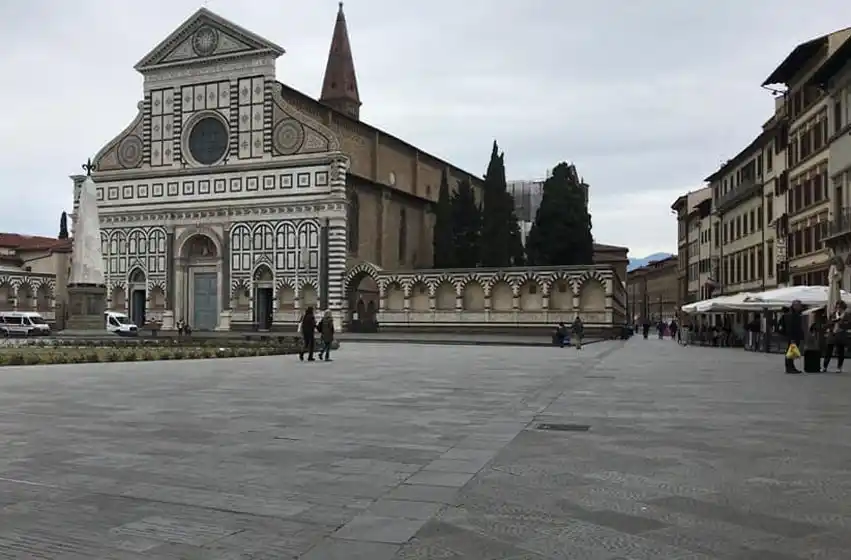 Vacaciones anticipadas, calles desiertas y turismo en descenso: vivir en Italia en medio del coronavirus