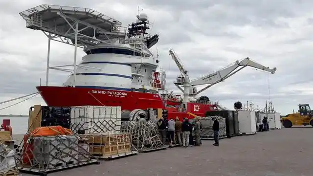 La Armada admitió que la búsqueda del submarino está en “etapa crítica”
