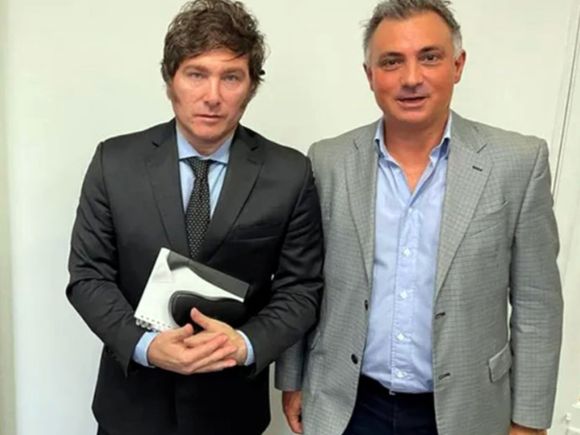 Sebastián Pareja definió como "discapacitados" a quienes arrojaron piedras a la caravana de Milei en Lomas de Zamora