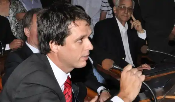 Cresto defendió la ley de narcomenudeo 