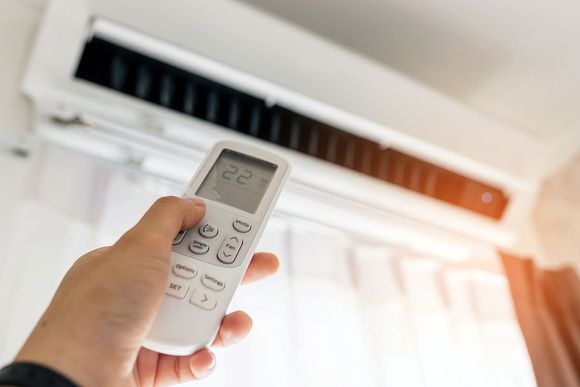 Cortes de luz, cloacas tapadas, falta de agua: los reportes de San Pedro en una jornada con 38°
