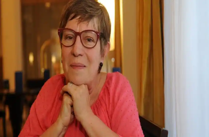 María Teresa Andruetto: «Un escritor es alguien que empuja con los codos los límites de una lengua»